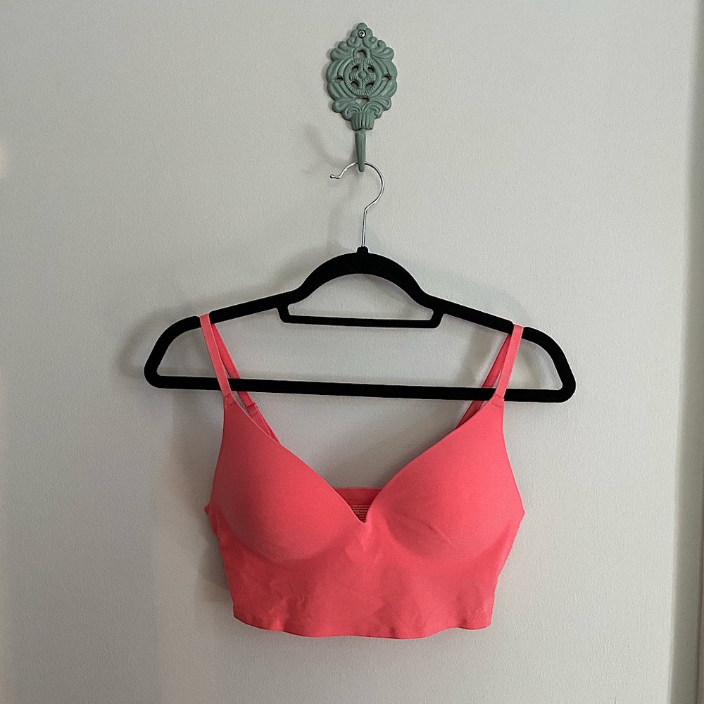 NWOT - Medium PINK Bra